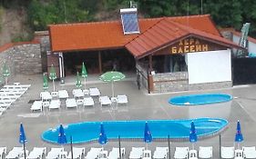 Hera Guest House